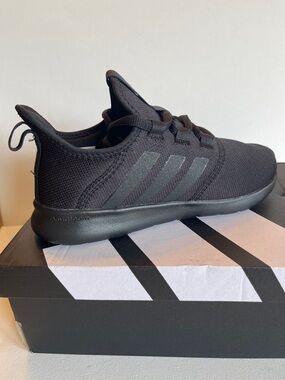 NIB ADIDAS CLOUDFOAM PURE PLUS WOMENS SZ 6 ALL BLACK